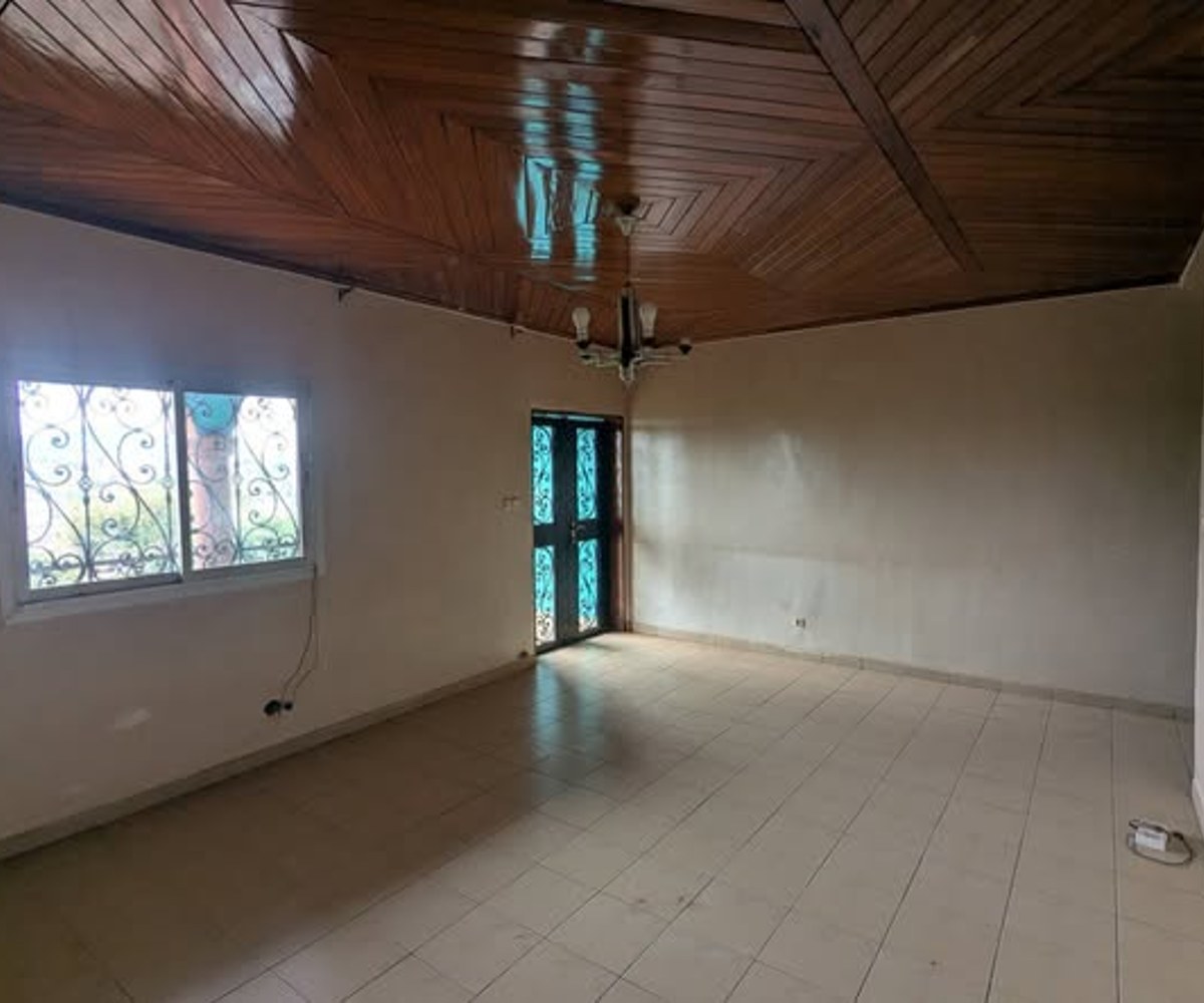 Appartement moderne à louer à Emana