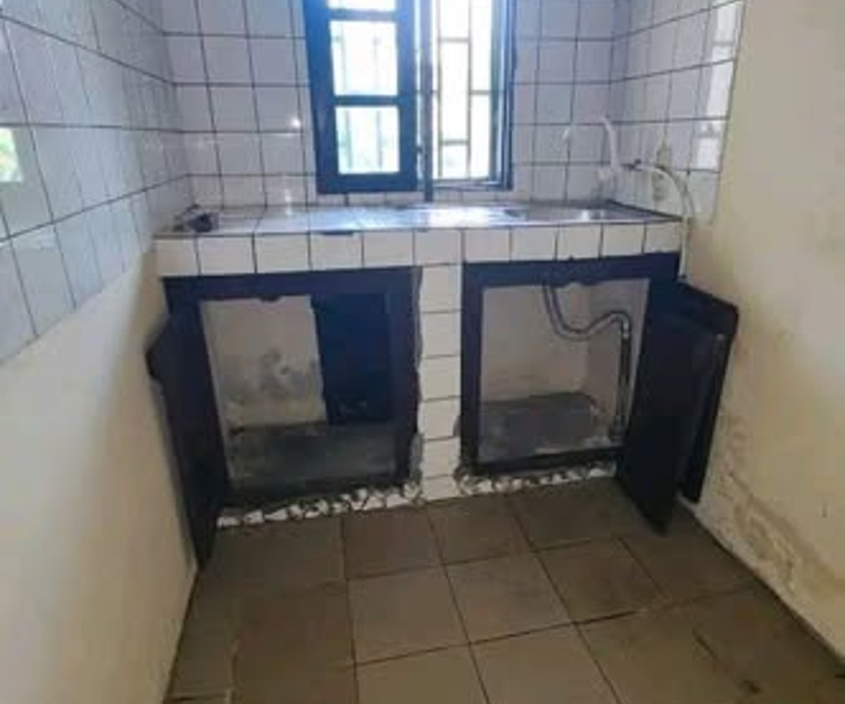 Studio moderne à louer à Logbaba 2poteaux
