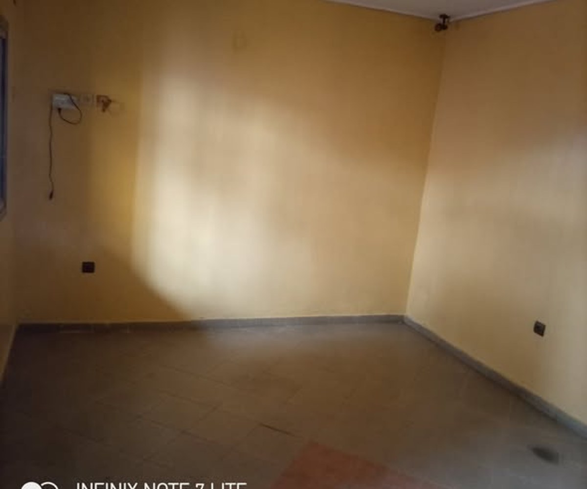 Appartement moderne à louer à Odza Borne 10