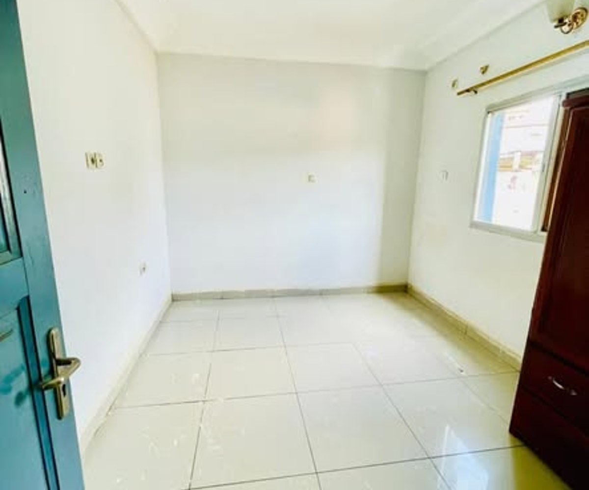 Studio moderne 4 pièces – Bépanda, Douala