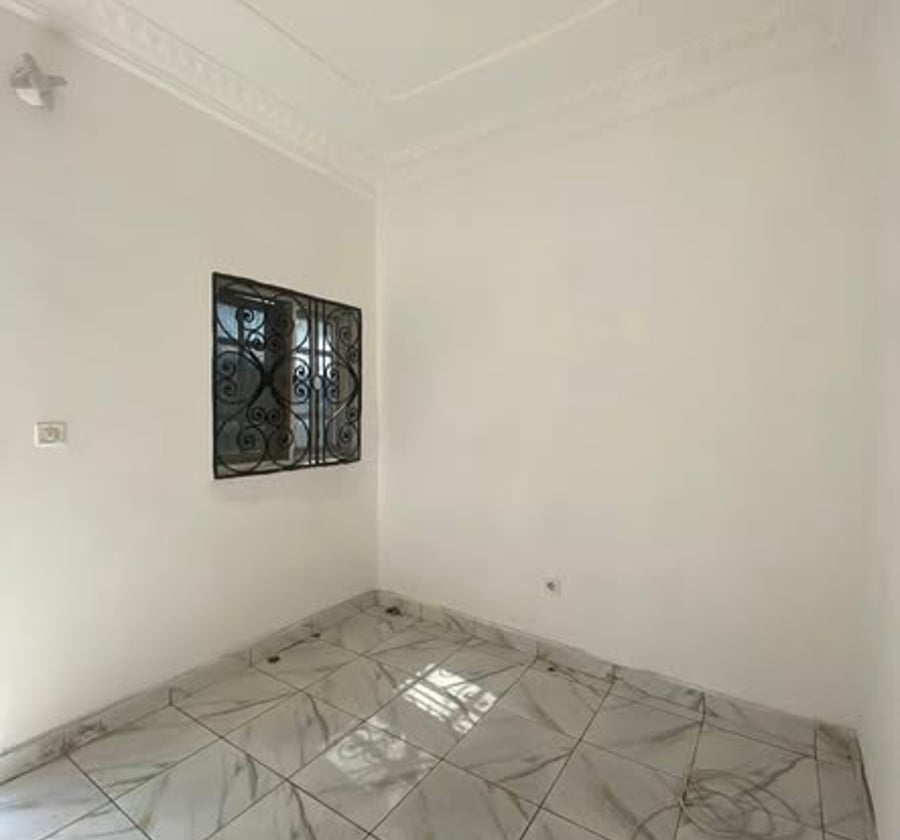 Studio moderne staffé à Belavie (Ndokoti) - 60 000 FCFA/mois