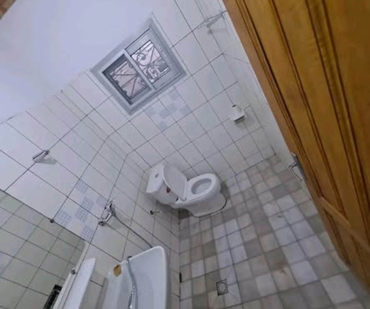 Appartement moderne VIP avec forage - 3 chambres - Nkolfoulou