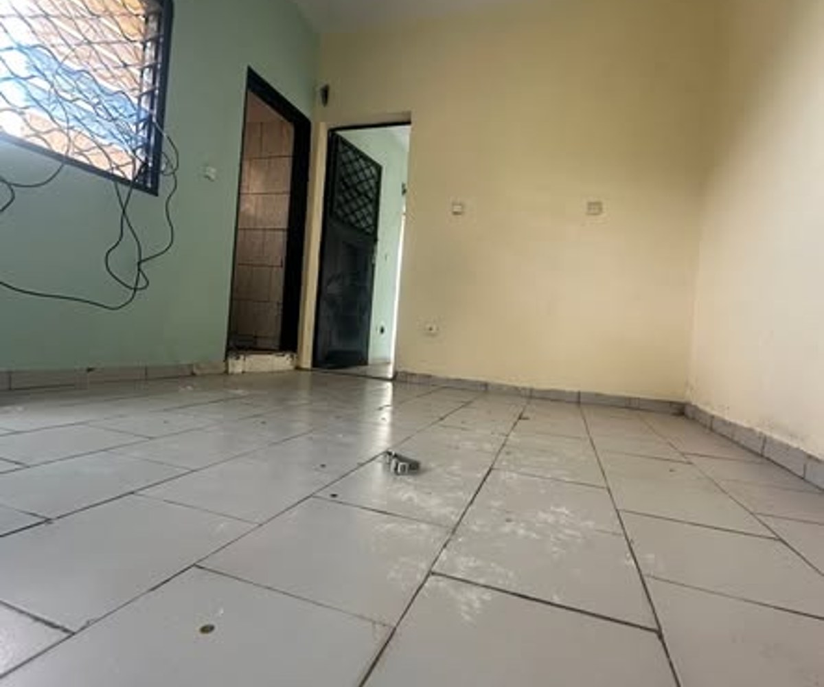 Studio moderne 4 pièces à PK 14 Douala