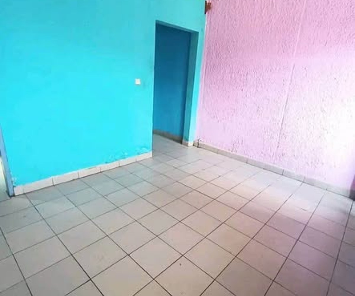Studio moderne à Carrefour Biyem Assi