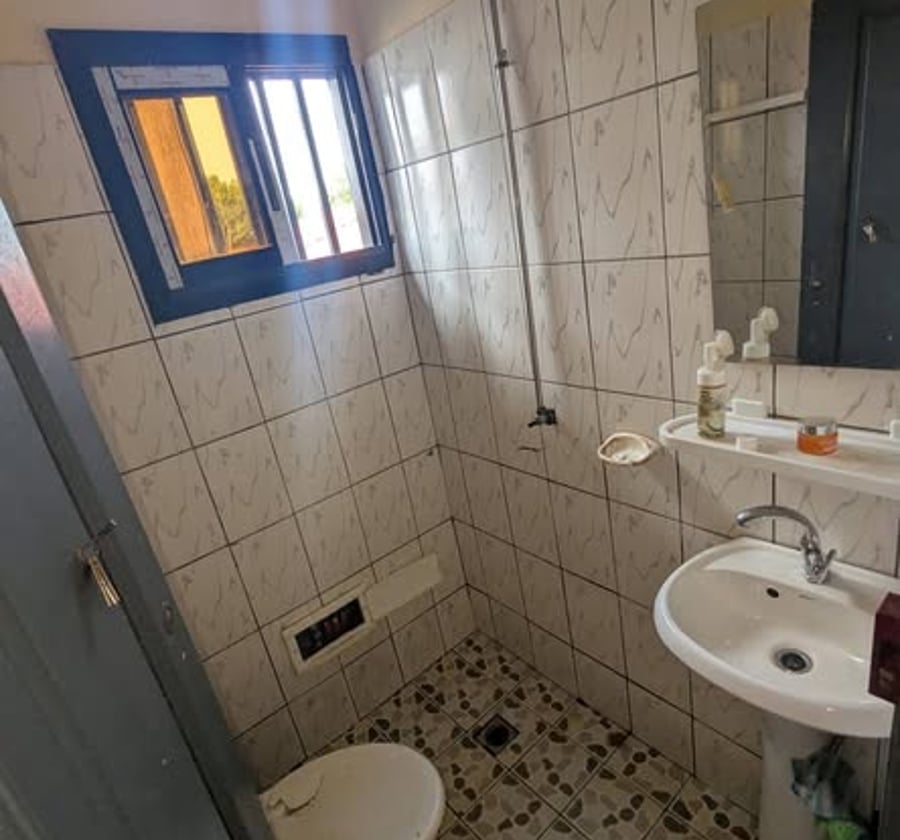 Chambre moderne à Nkolnda Odza - 25 000 FCFA/mois