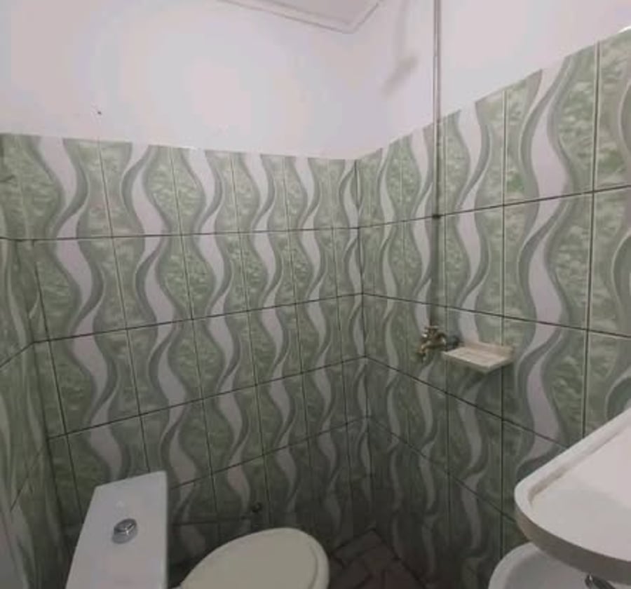 Chambre moderne à louer à Biyem-Assi