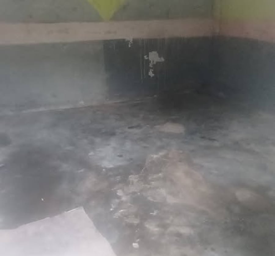Chambre simple à louer - Beedi, Douala