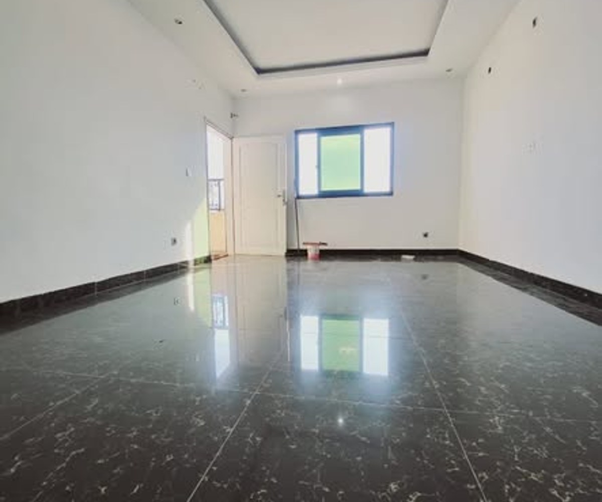 Bel appartement à Kotto Maurivanas