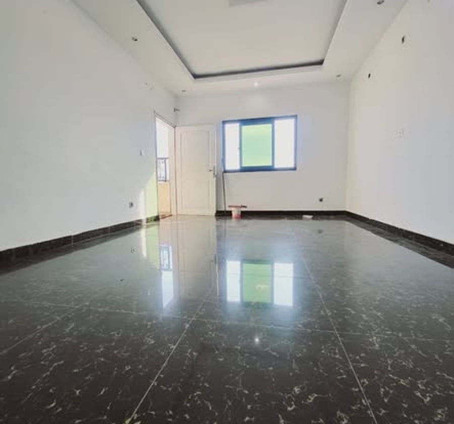 Bel appartement à Kotto Maurivanas