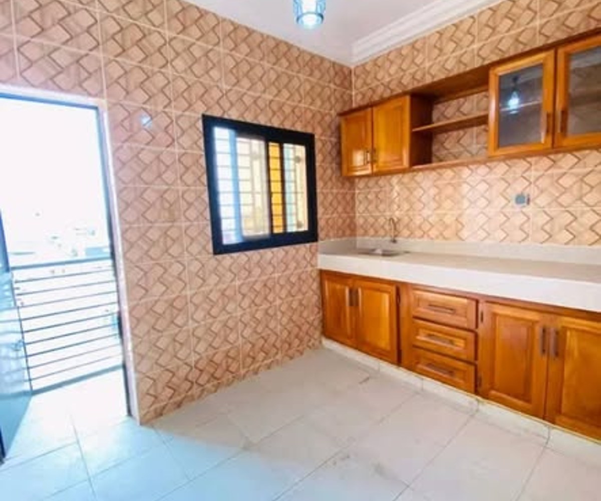Studio moderne haut standing à louer – Deido, Douala