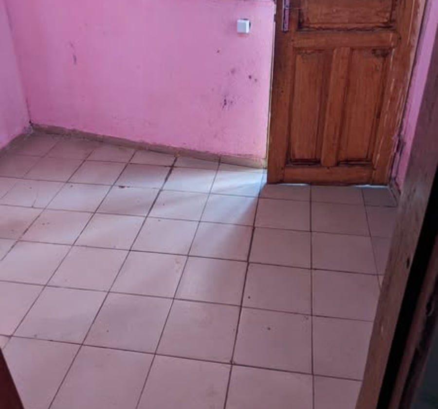 Vaste chambre moderne à louer à Damas, Yaoundé