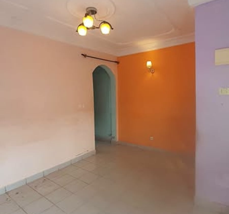Studio moderne à louer à Nkolbisson