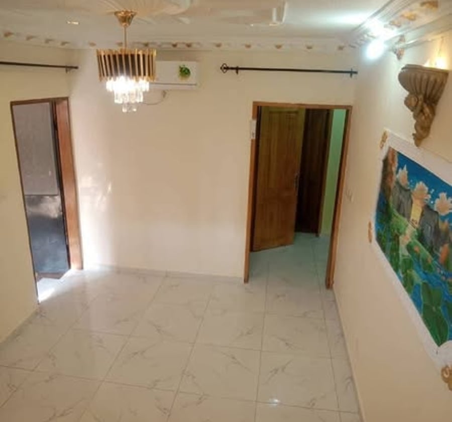 Appartement climatisé à louer à Kondengui