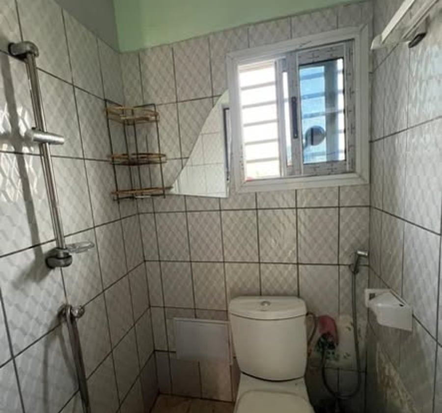 Chambre moderne à louer - Ange Raphaël, Douala