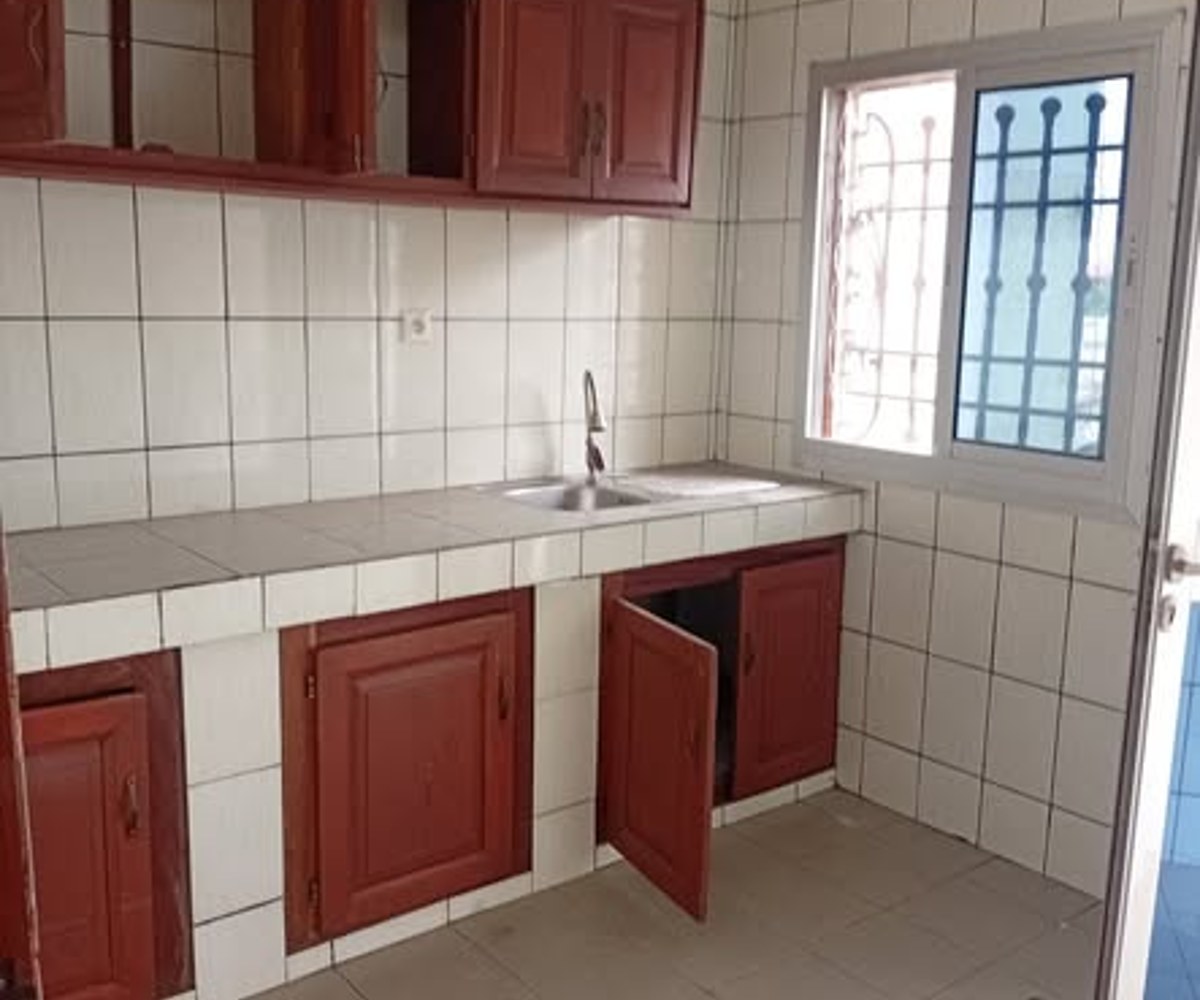 Appartement à louer à Biteng, Yaoundé - 2 chambres