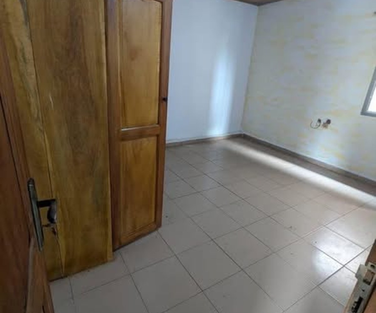 Appartement moderne 2 chambres à louer à PK10