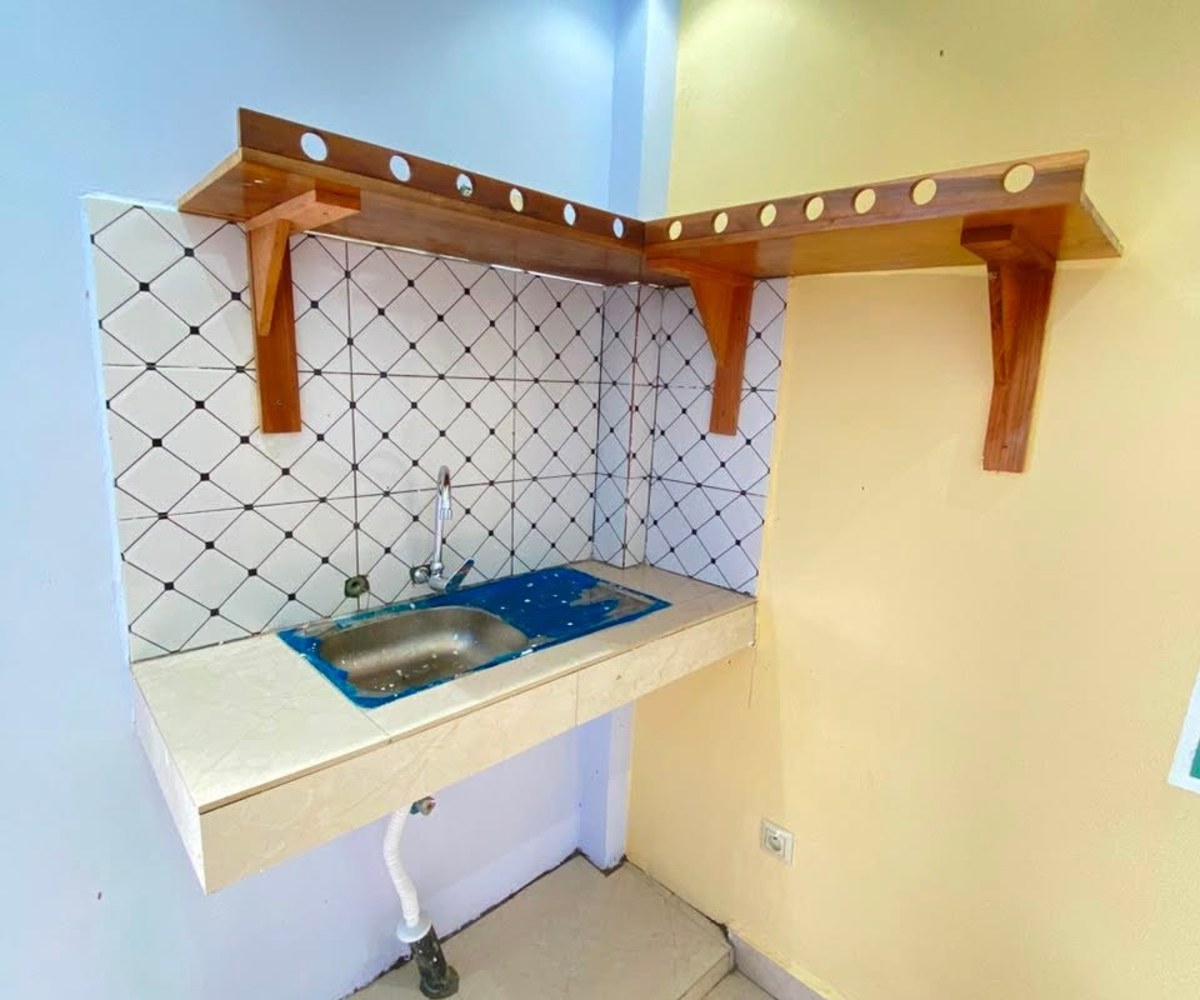 Studio moderne à louer à Mendong