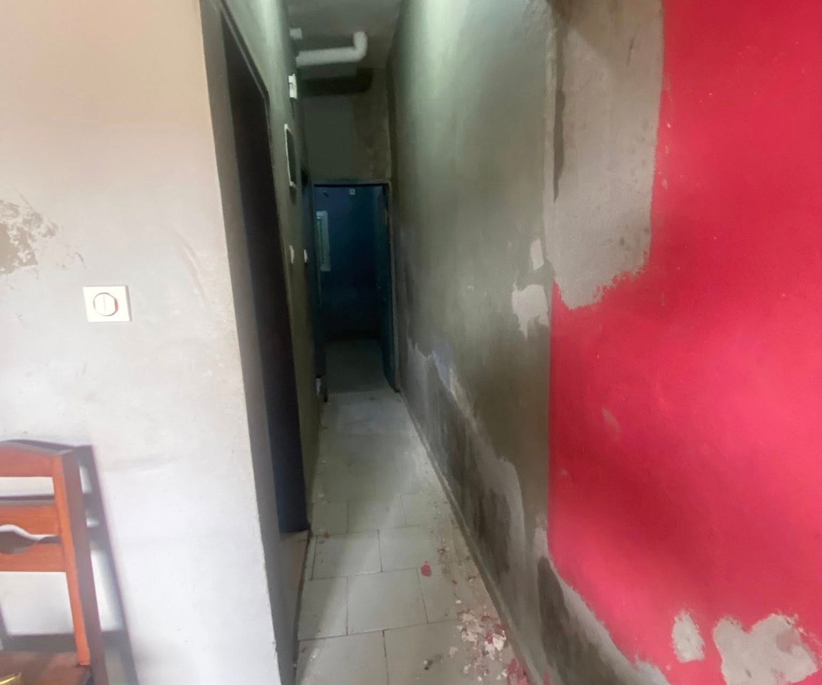 Studio à louer à Cite Sic - Douala