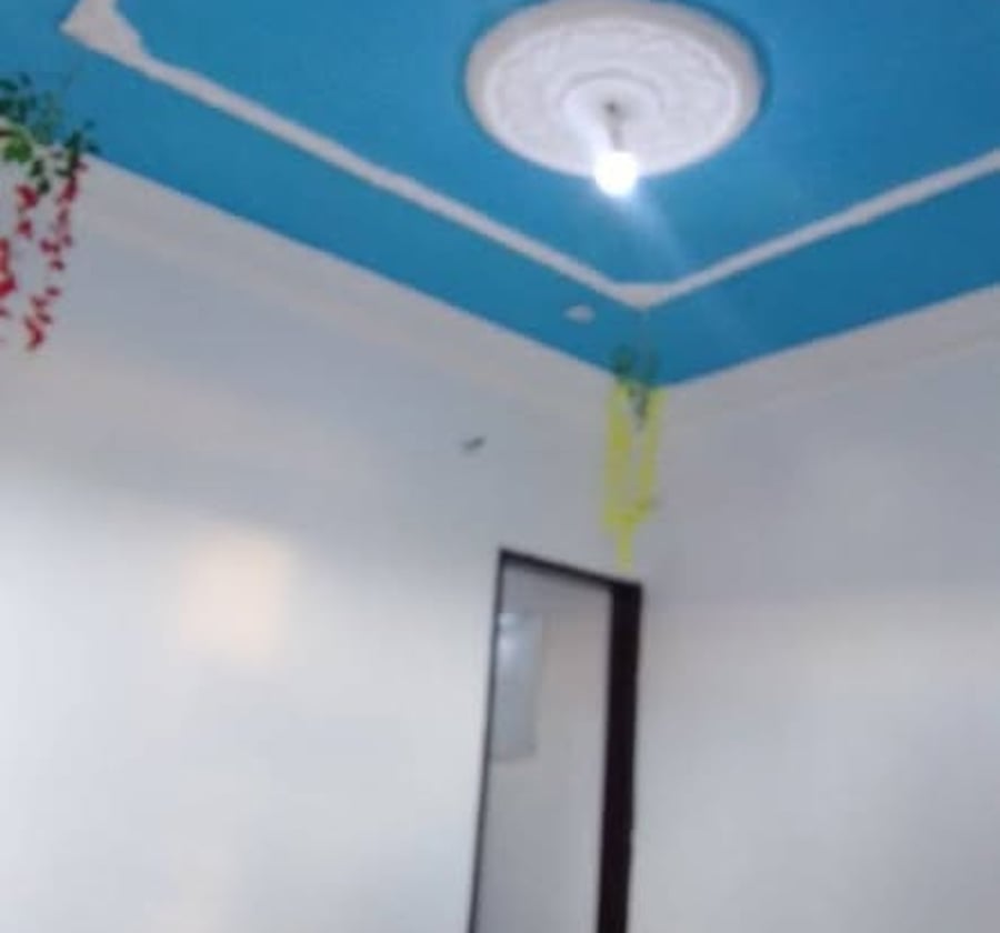 Studio moderne à Ndogbassi - Forage, compteur prépayé, eau incluse