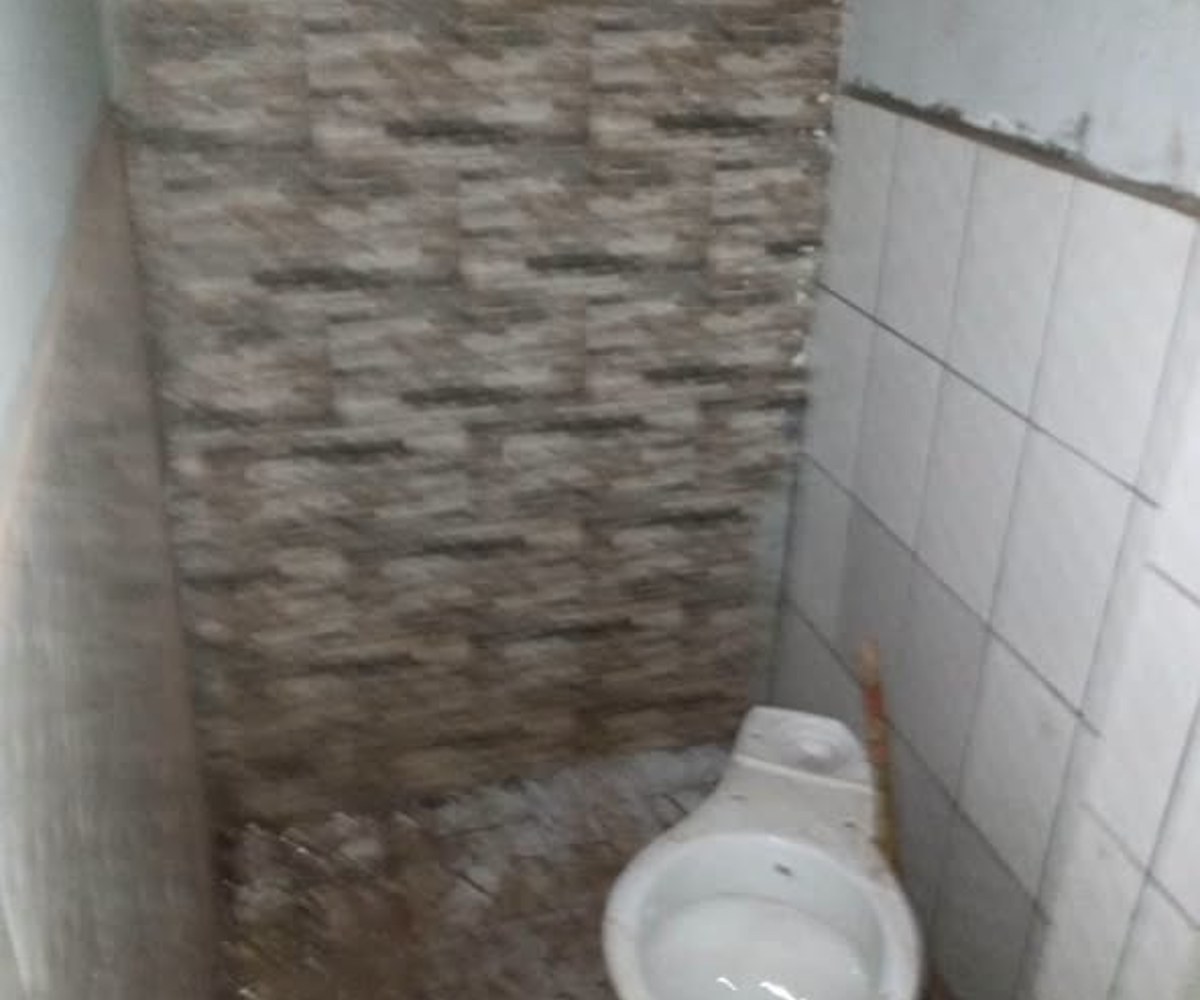 Boutique à louer - Tropicana, Yaoundé