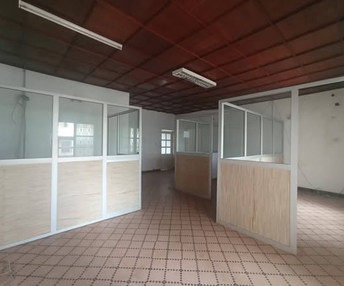 Villa à louer à Omnisport Yaoundé