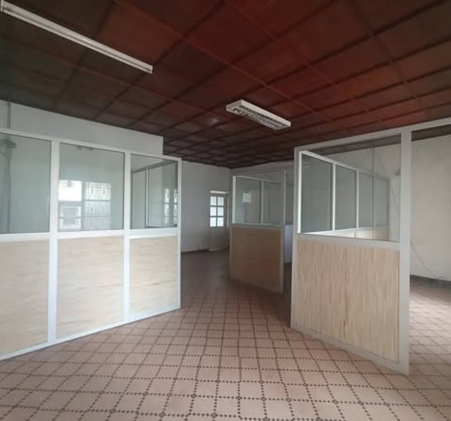 Villa à louer à Omnisport Yaoundé