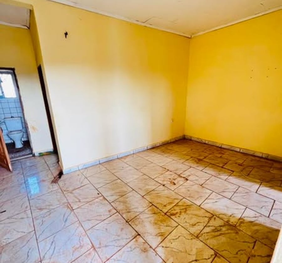Studio à louer à Nkozoa, Yaoundé - 45 000 FCFA/mois