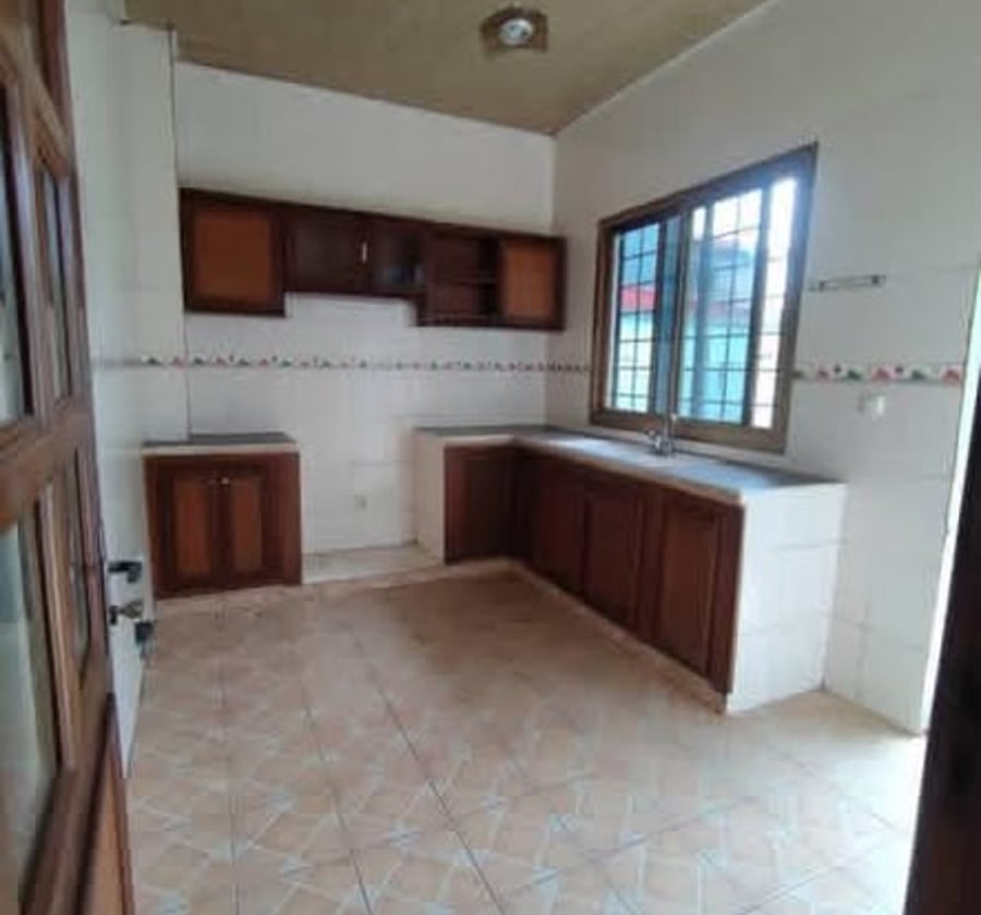 Duplex haut standing à louer - Yaoundé Omnisport
