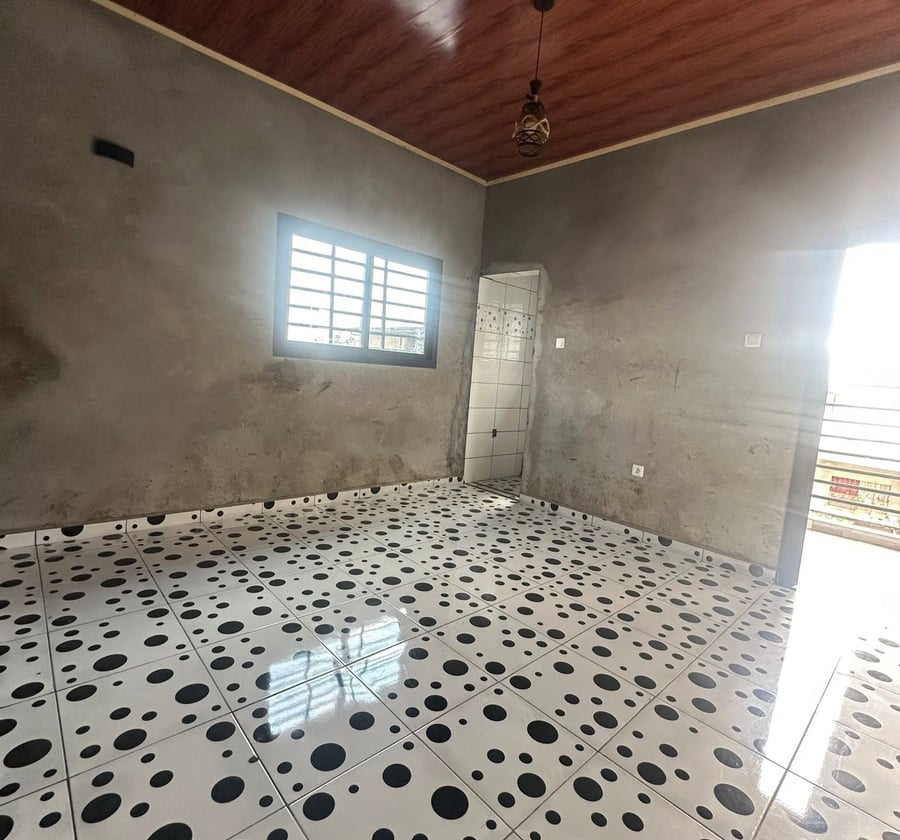 Studio moderne à Bonaberi