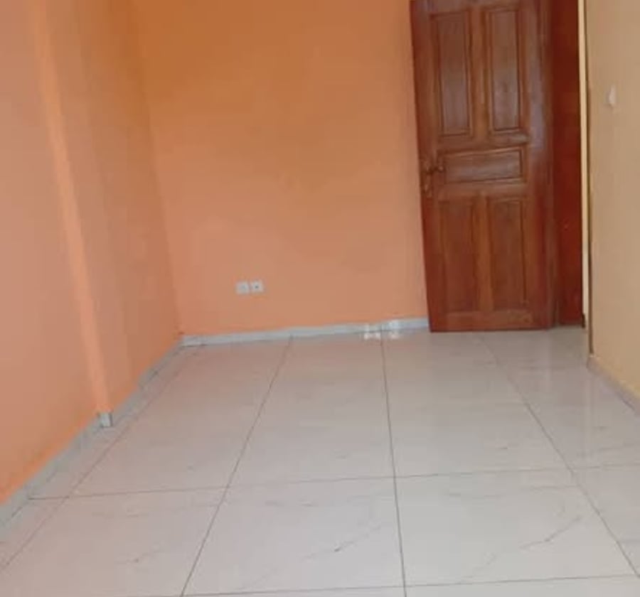Studio haut standing à louer à Yassa, Douala