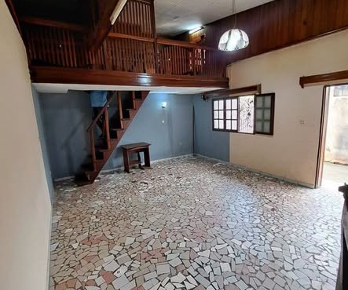 Studio à louer à Nkoabang