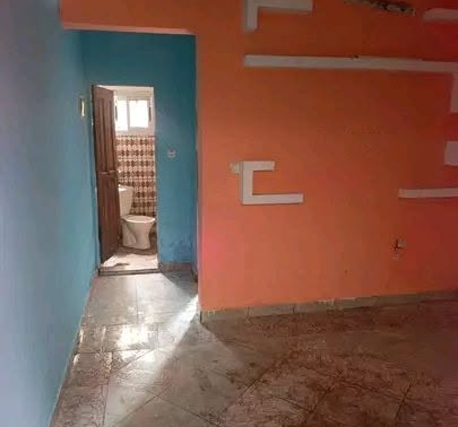 Studio moderne à louer - Logbaba, Douala
