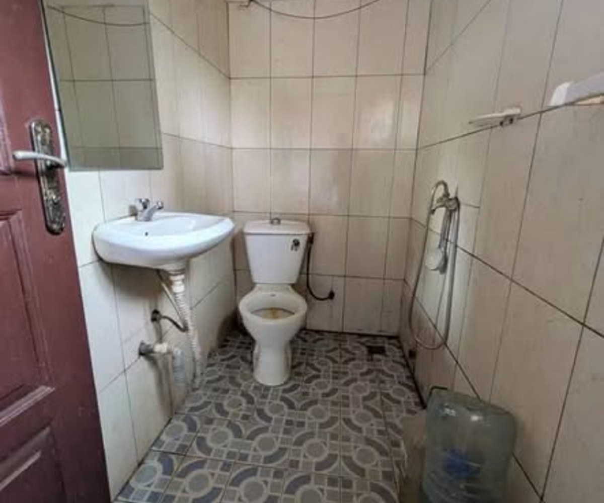 Chambre moderne 3 pièces à Odza Messamendongo