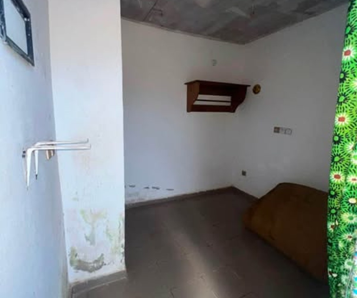 Mini chambre à Mendong