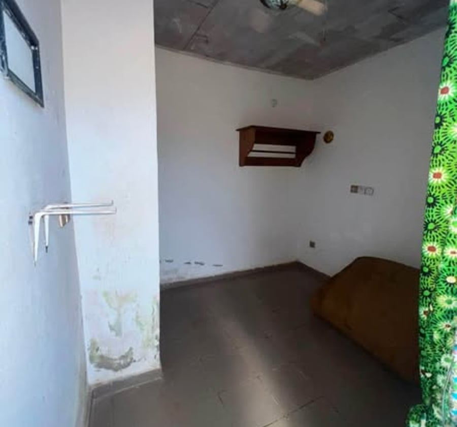 Mini chambre à Mendong