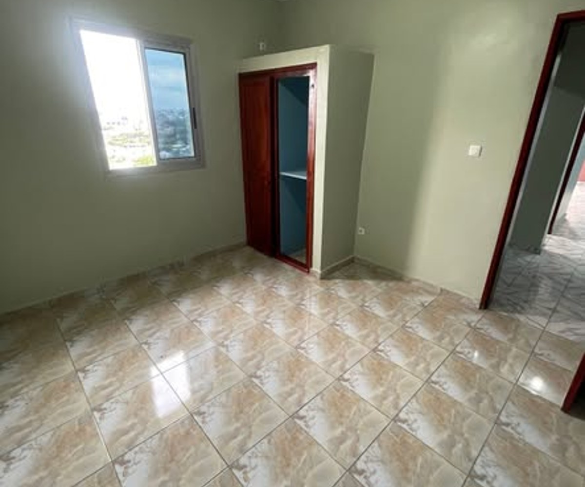 Studio moderne à Japoma derrière école Marilou