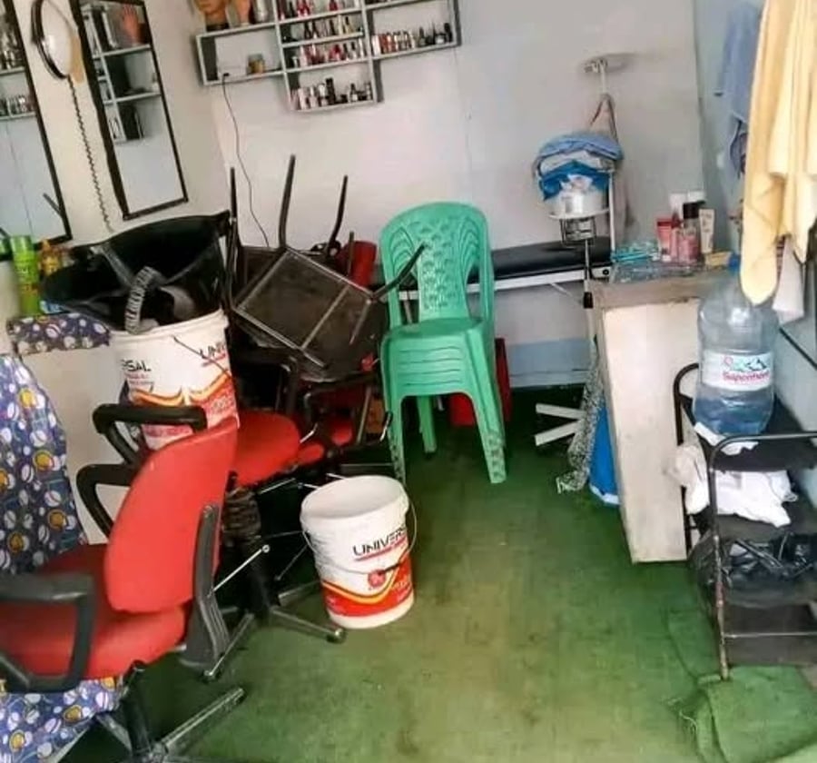 Grande boutique à louer - Douala PK8