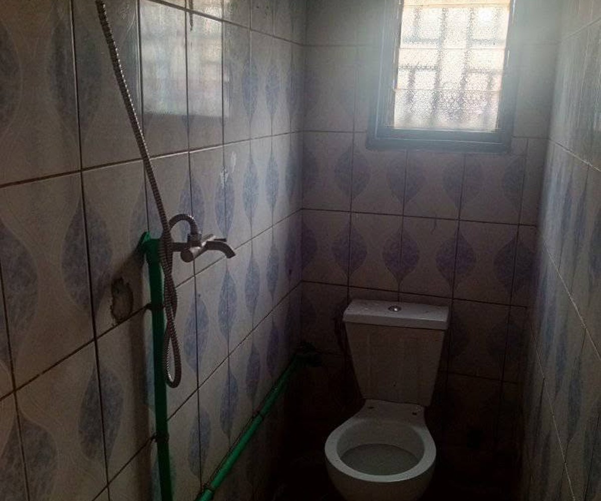 Studio moderne sécurisé à Nkolmesseng