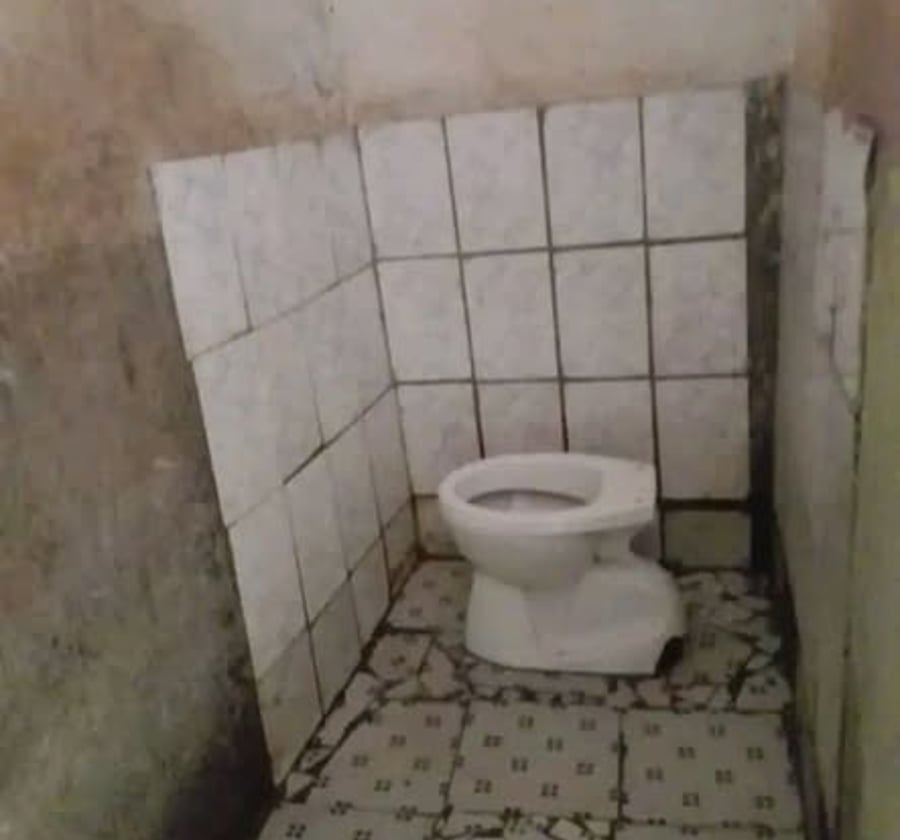 Chambre moderne à louer à Mimboman