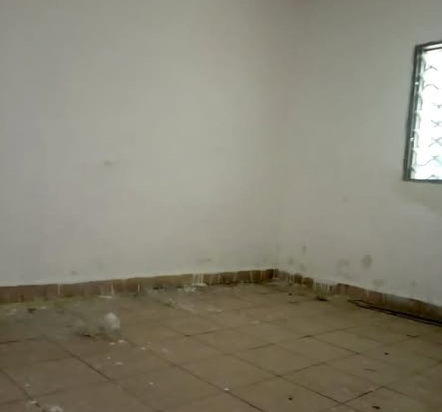 Appartement moderne avec parking à Ndogpassi II