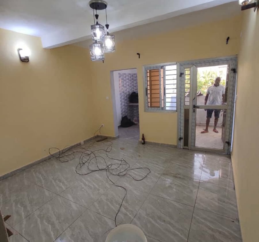 Studio moderne à Nkoabang
