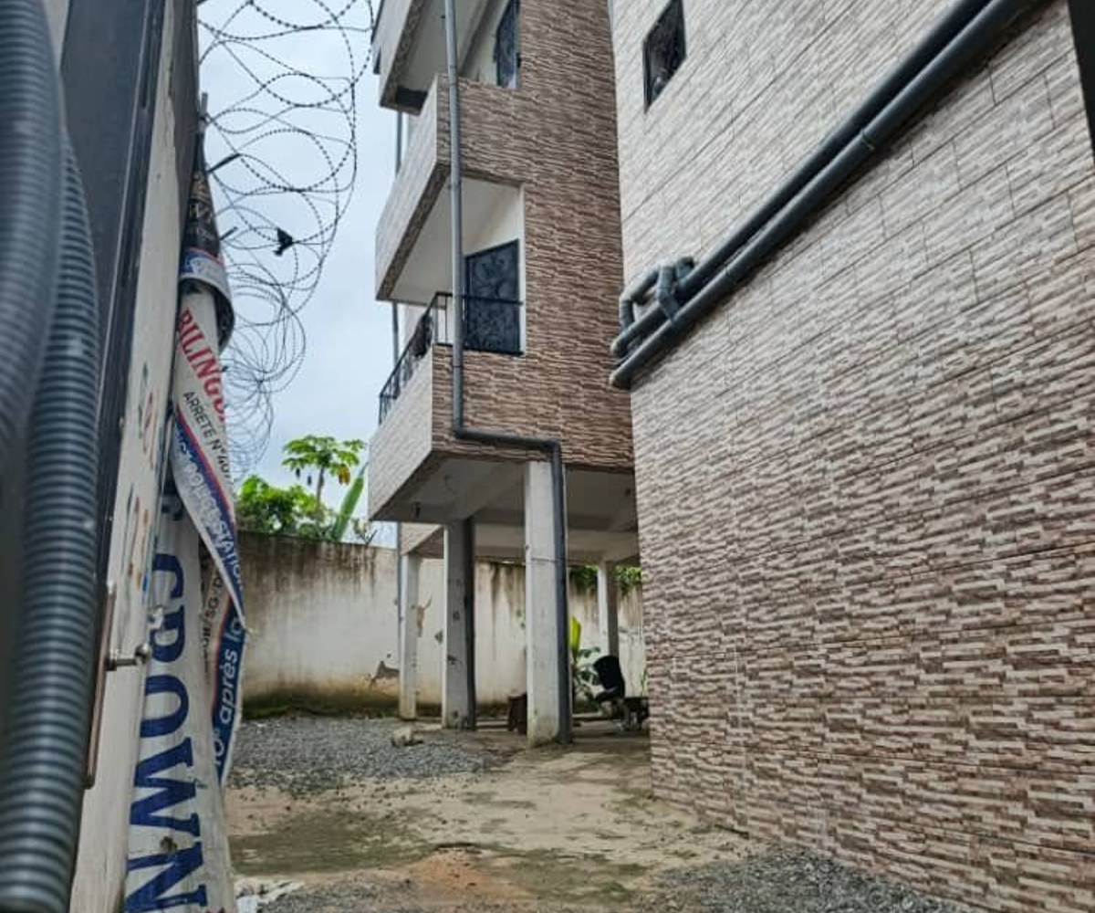 Immeuble R+3 à louer - Ndogbon