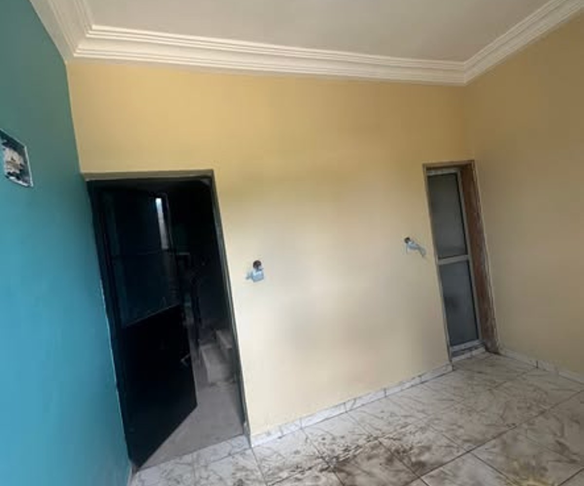 Chambre moderne à louer à PK14 Douala