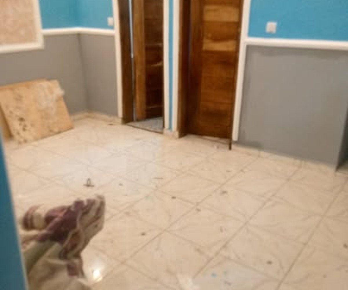 Chambre haut standing climatisée à louer - Kotto Bangue, Douala