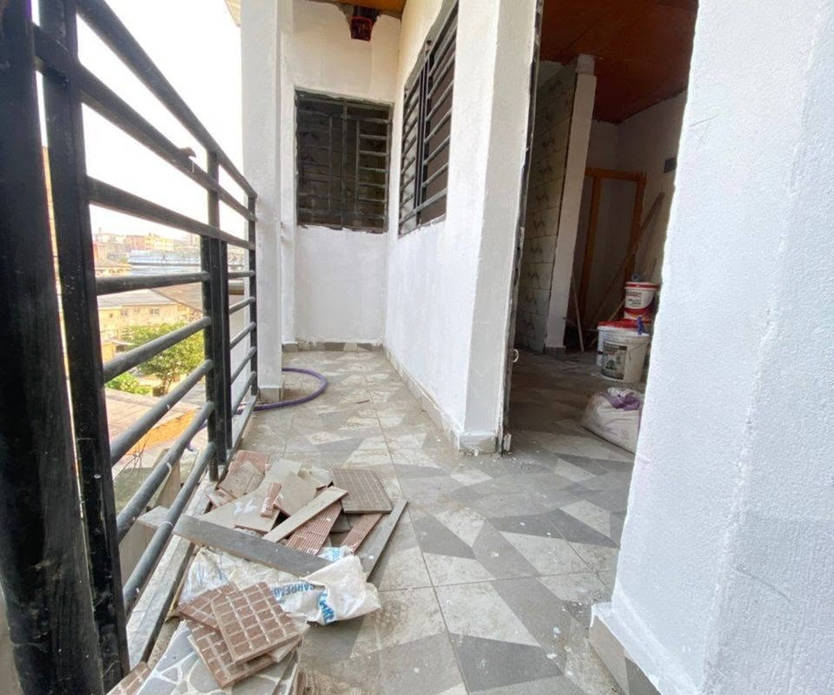 Vaste chambre moderne à Cité des Palmiers