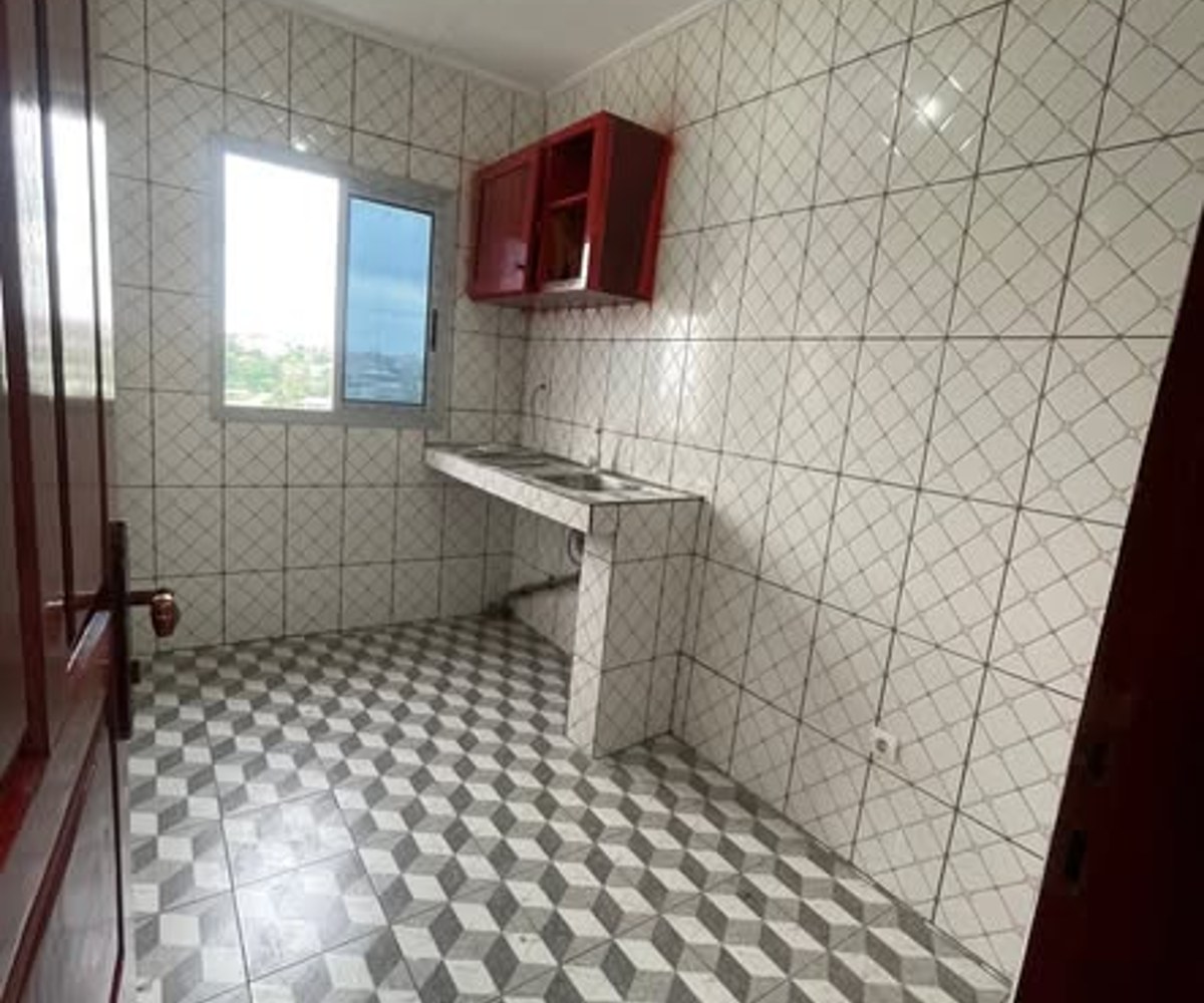 Studio moderne à Japoma derrière école Marilou