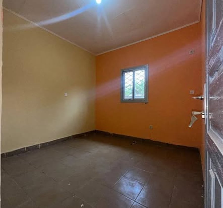 Studio moderne à louer - Ndogbong Vallée Conquête