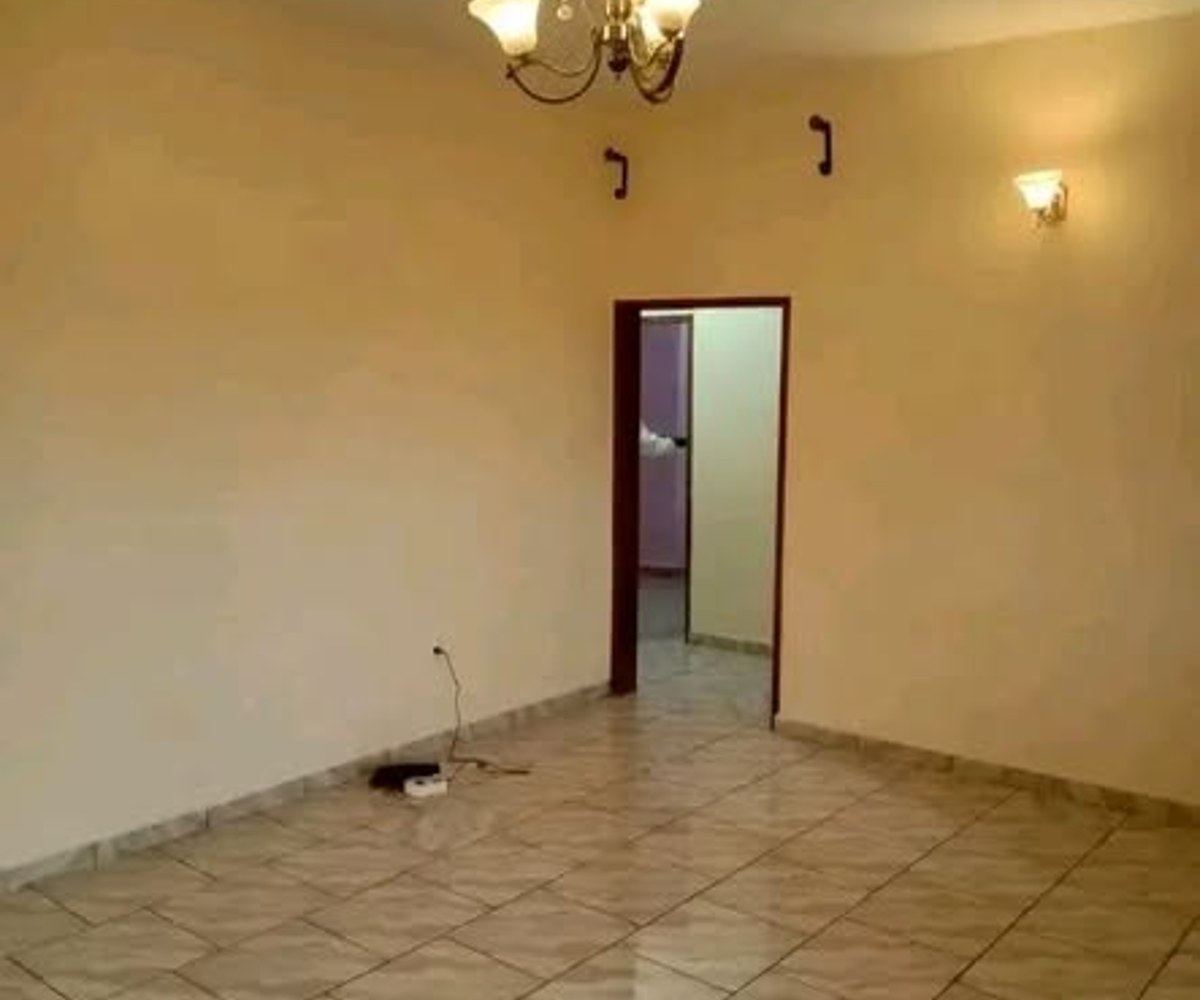 Appartement 3 chambres à louer à Mimboman Don Bosco