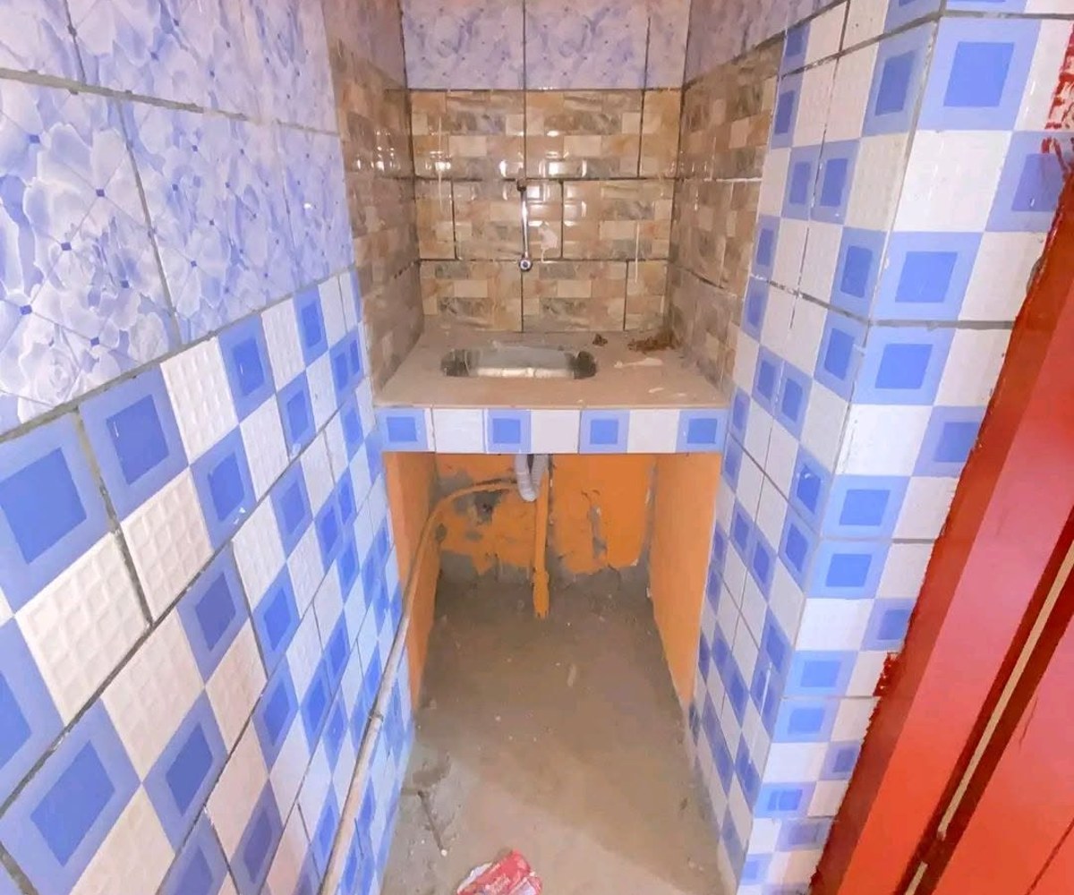 Chambre moderne à Logbaba Saint Thomas - Douala