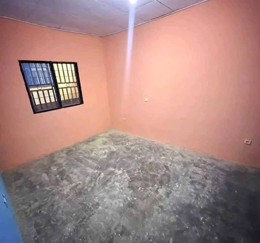 Studio moderne à Bonamoussadi carrefour maçon